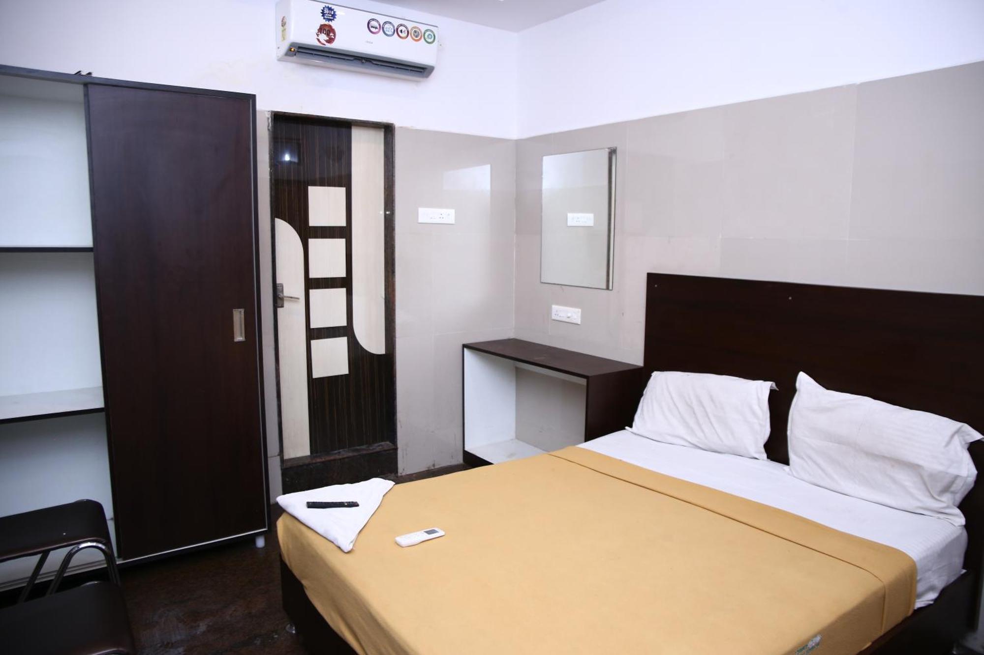 Shri Bhavani Residency Chennai Eksteriør billede