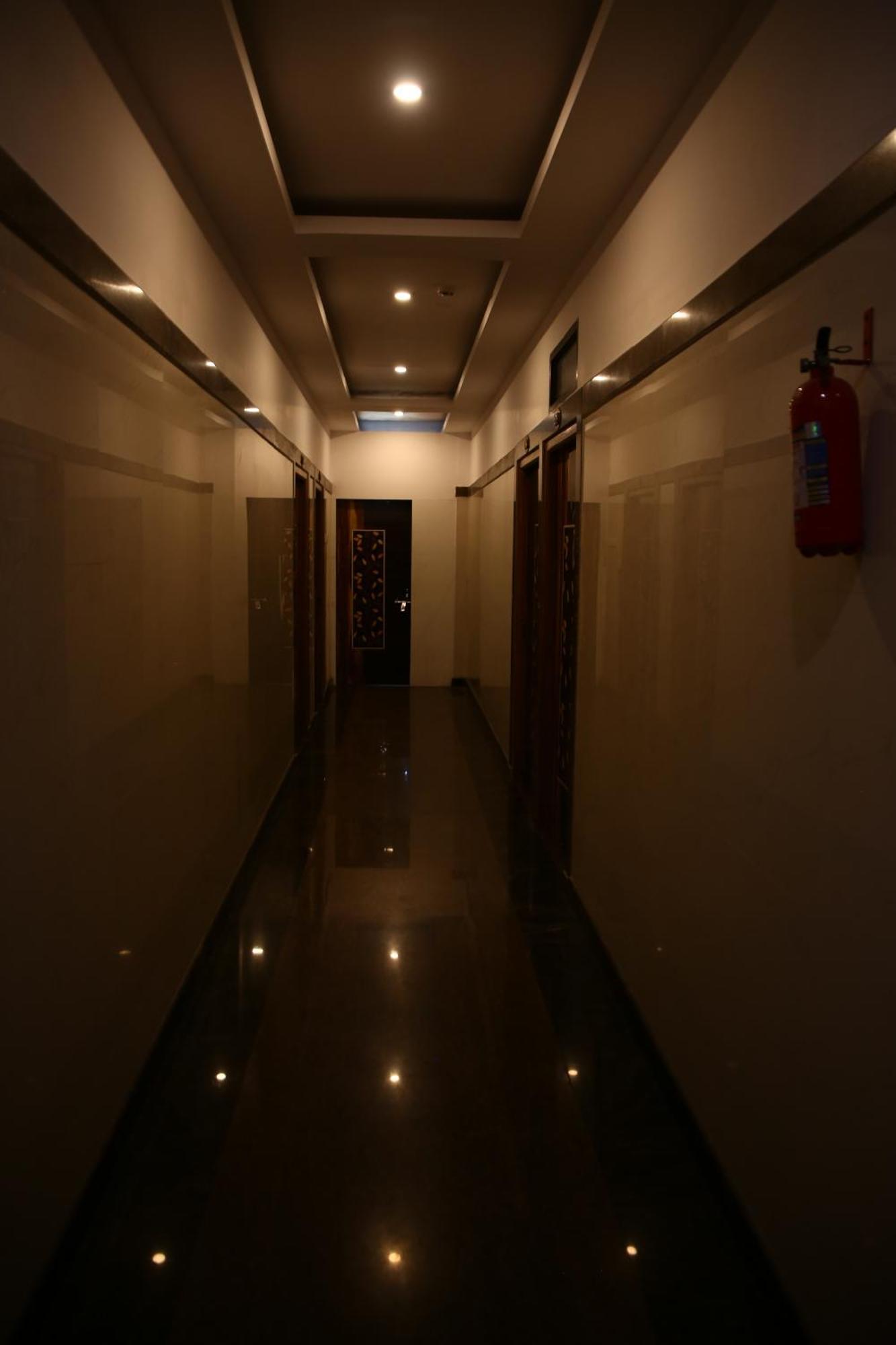 Shri Bhavani Residency Chennai Eksteriør billede